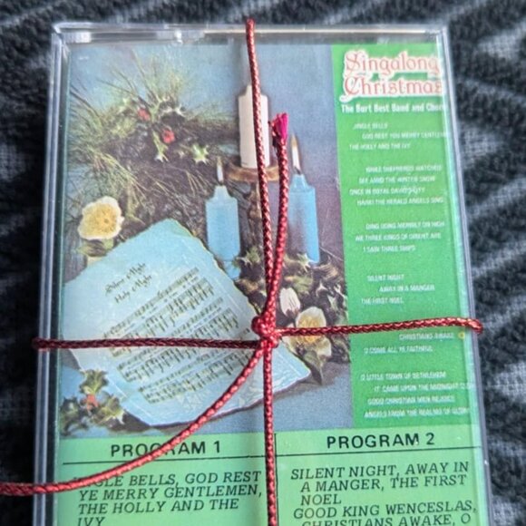 Vintage – The Burt Best Band and Chorus – Singalong Christmas Audio Cassette - Picture 1 of 7